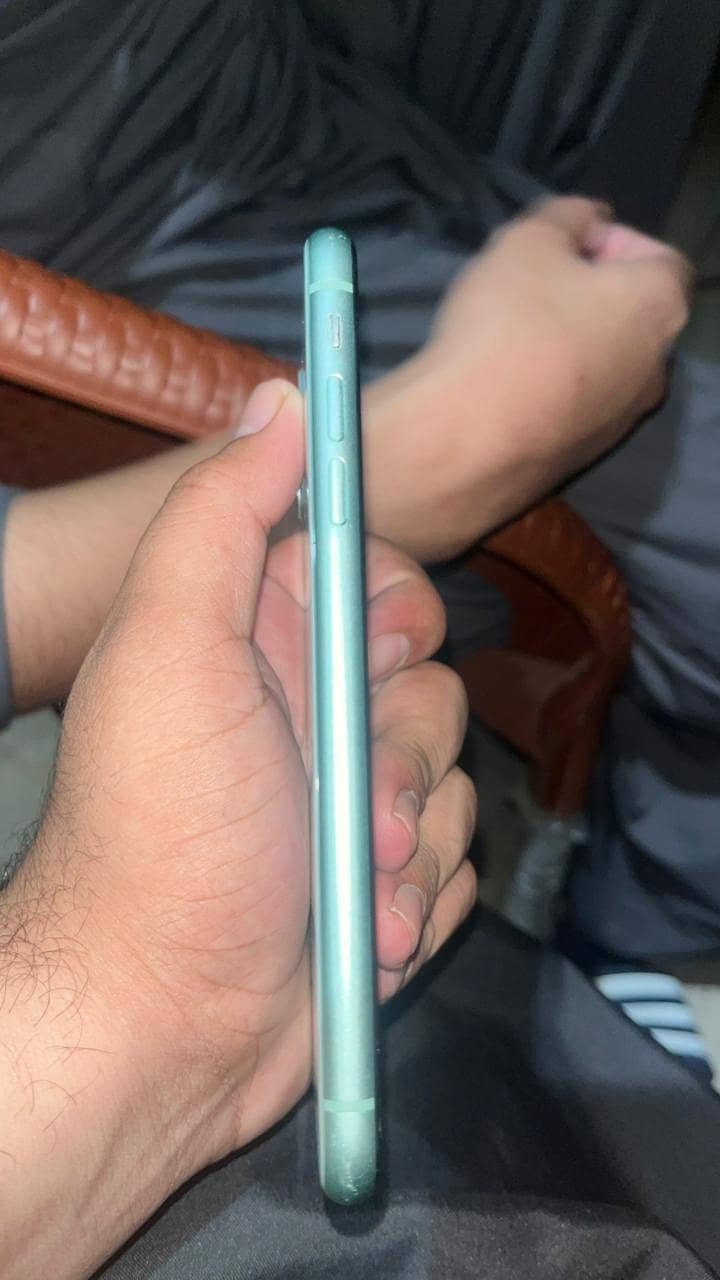 Apple iPhone 11 2
