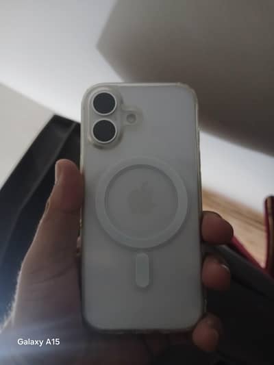 Apple iPhone 17