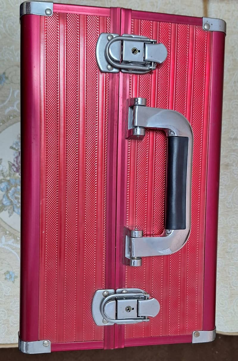 Makeup Vanity Box 2