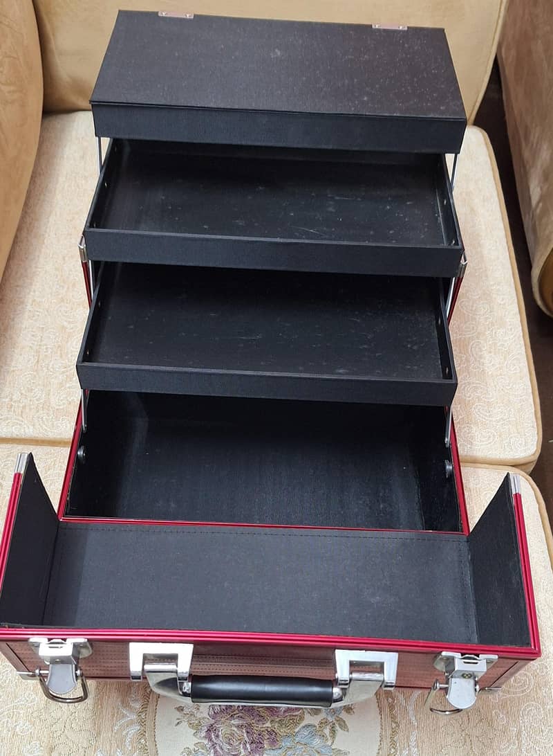 Makeup Vanity Box 5