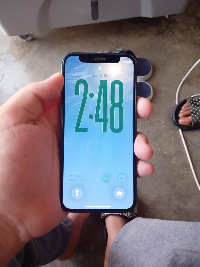 Apple iPhone 12 mini 6