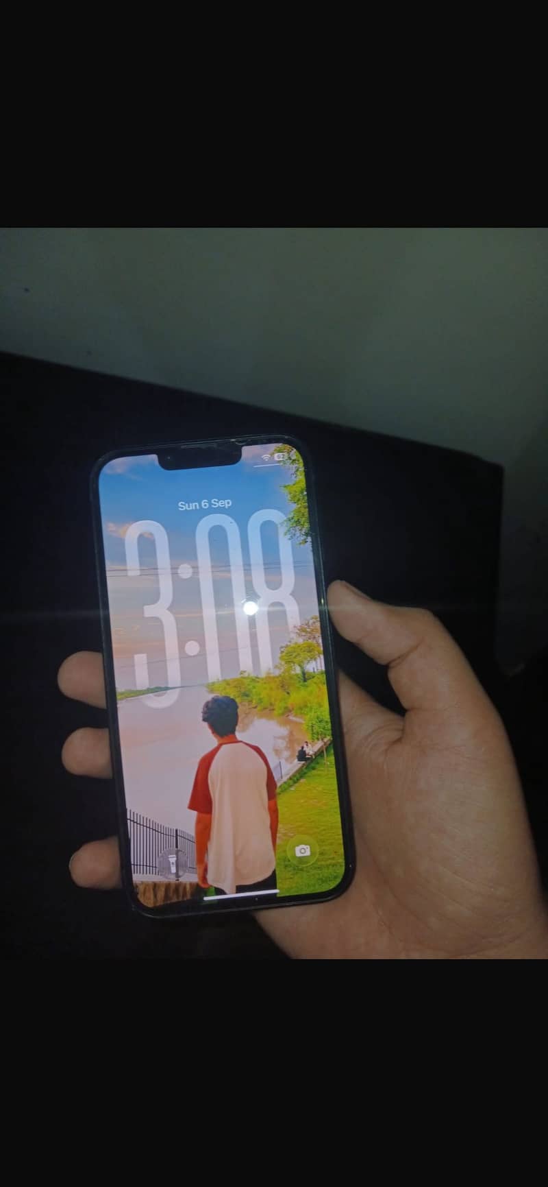 Apple iPhone 13 0