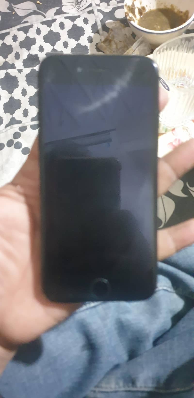 Apple iPhone 7 0