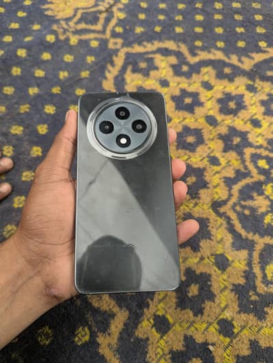 OPPO Reno12 F