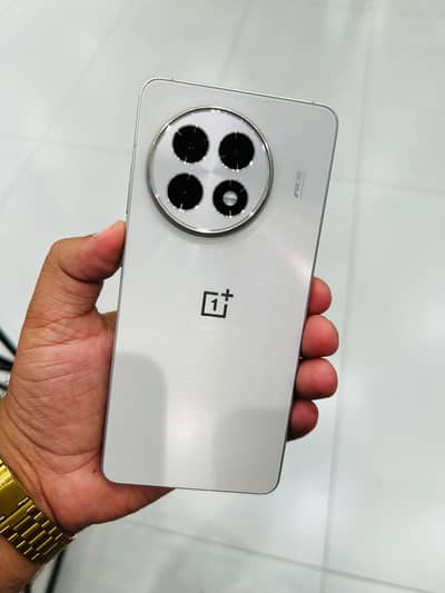 One Plus 13R