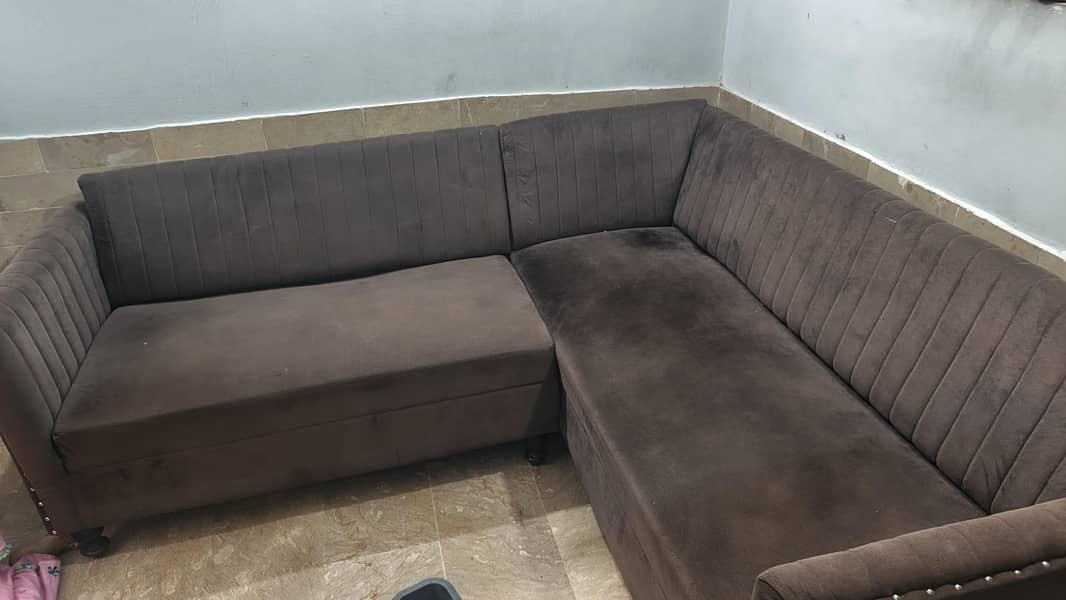 L shaped sofa 0