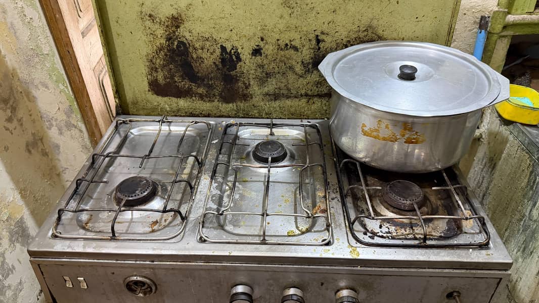 cooking range 2