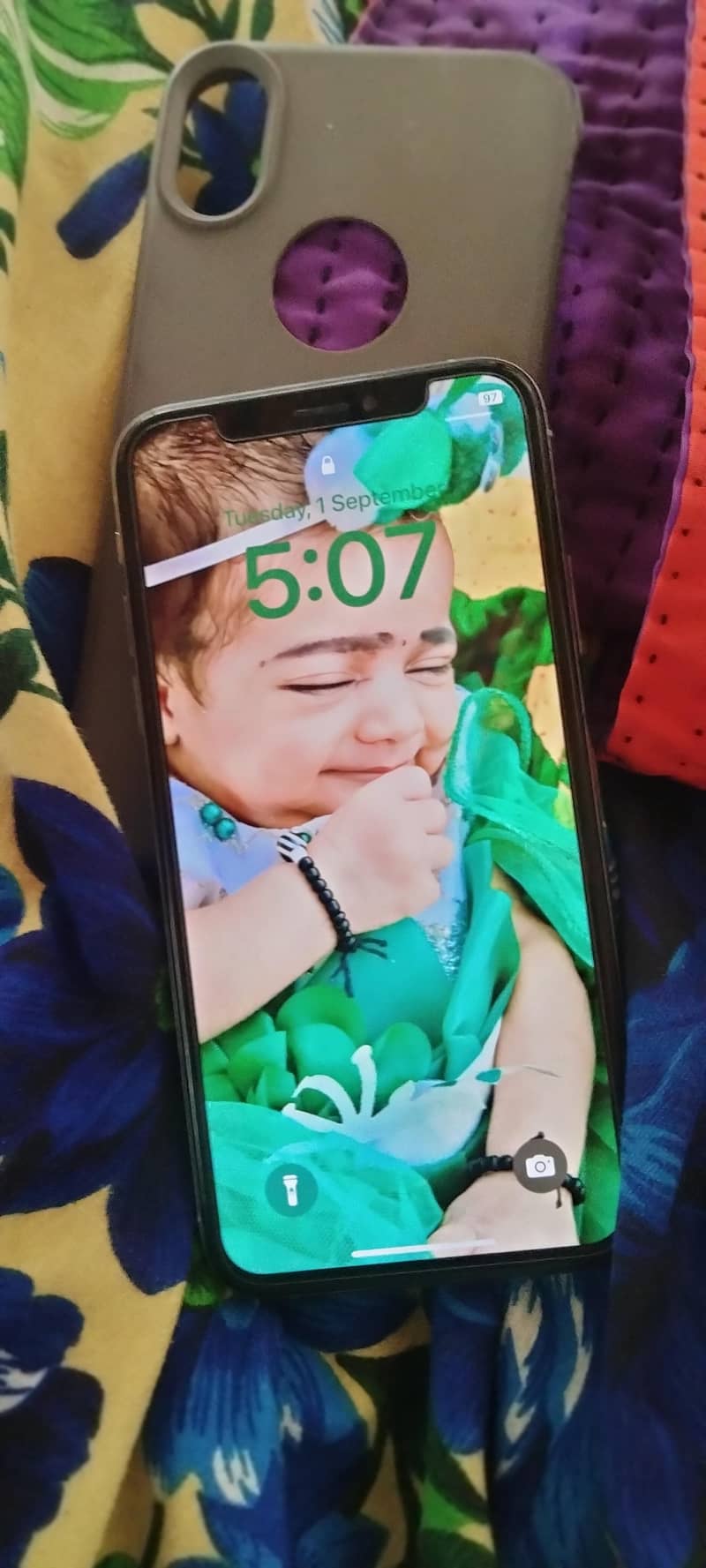 Apple iPhone XS 1