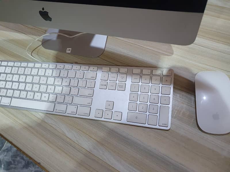 iMac. 1