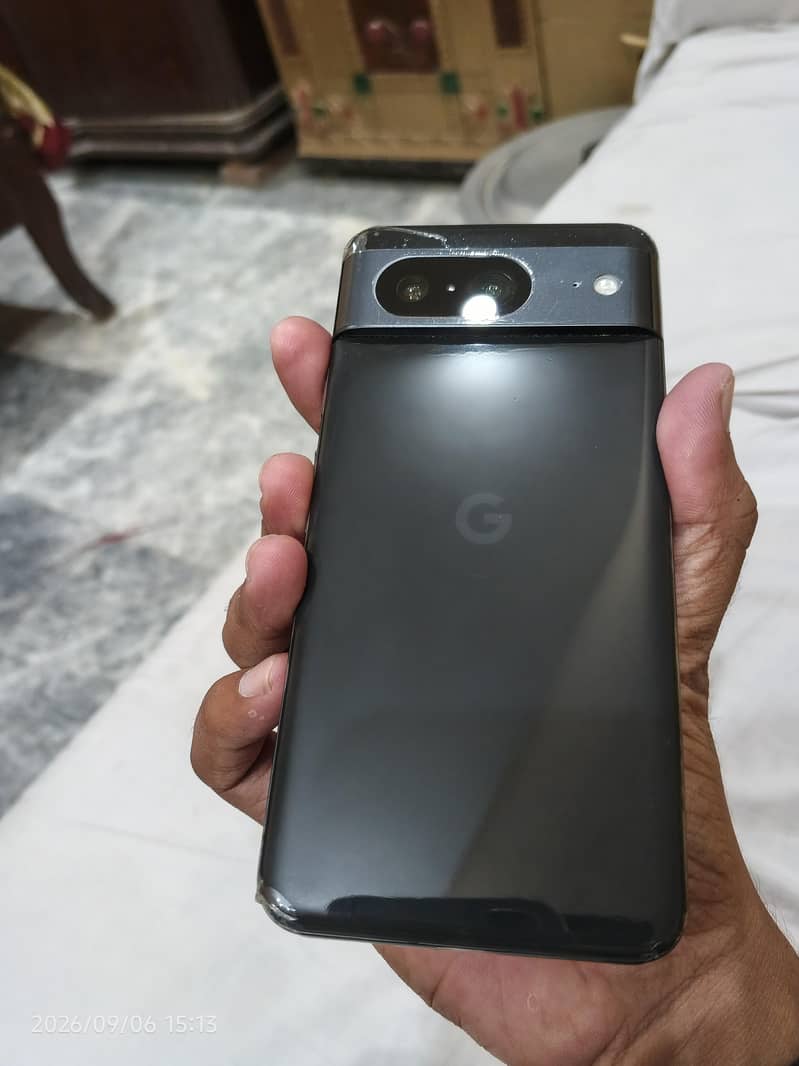 Google Pixel 8 5