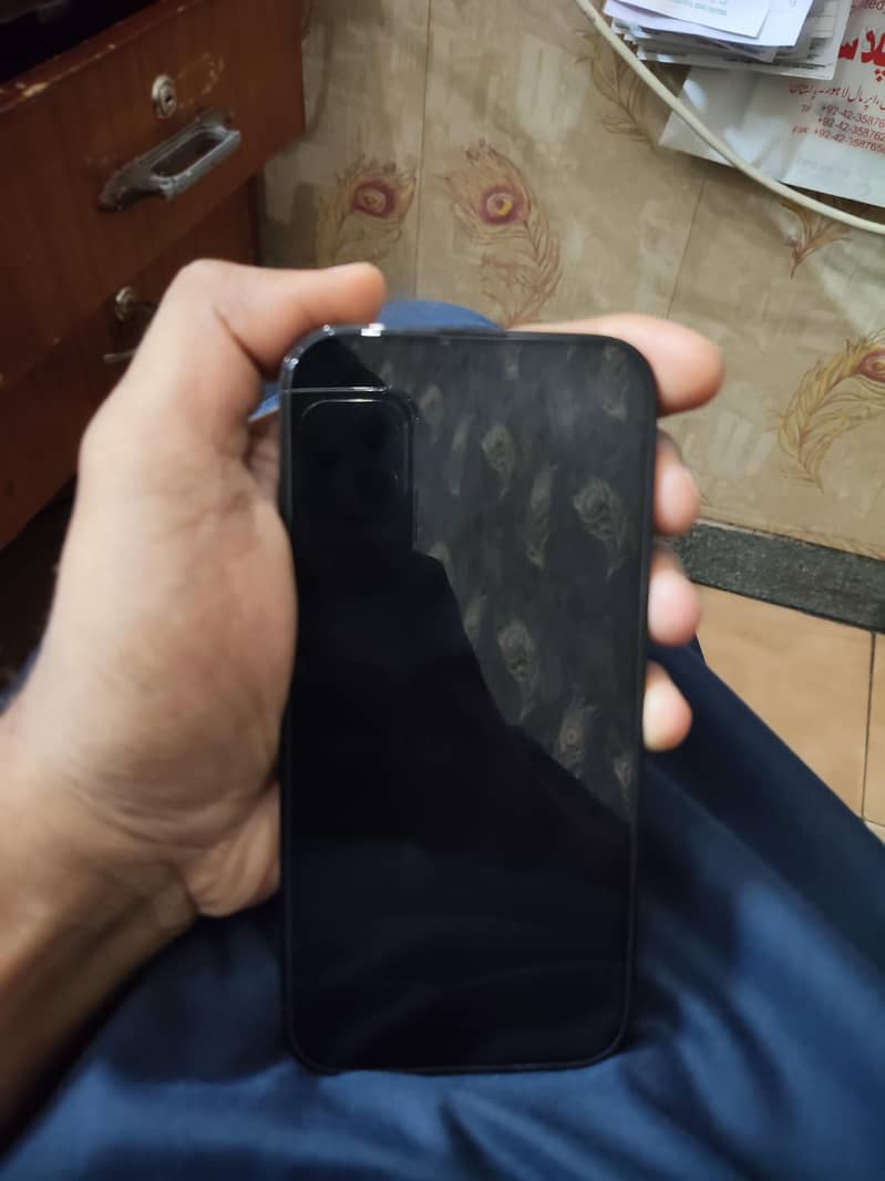 Apple iPhone 14 Pro 1