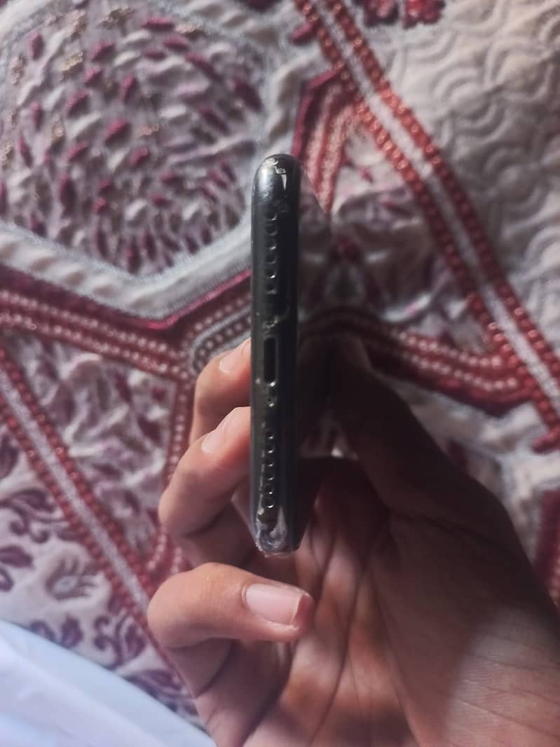 Apple iPhone X 2