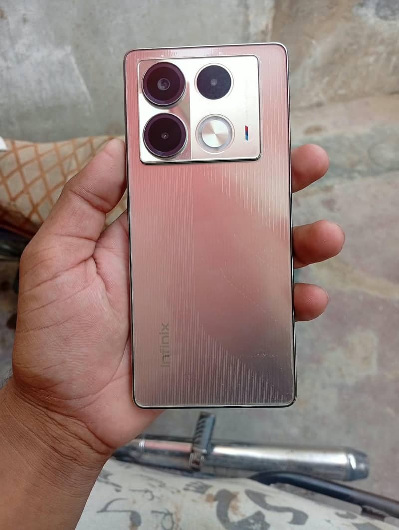 Infinix Note 40 1