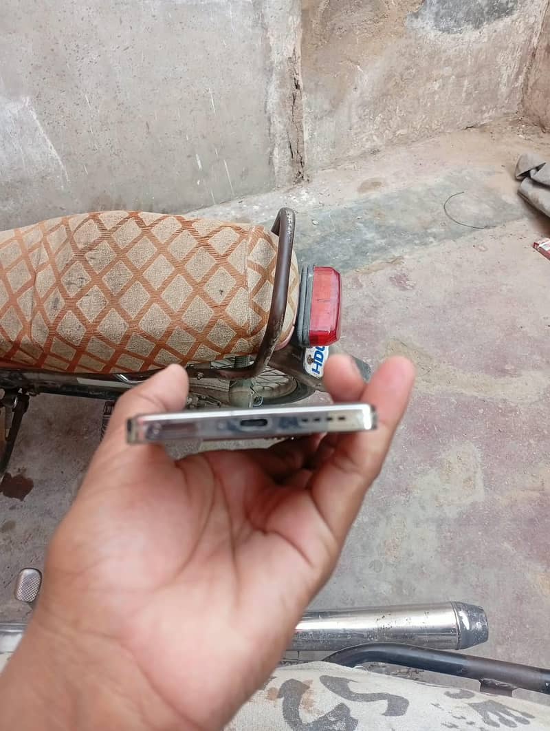 Infinix Note 40 3