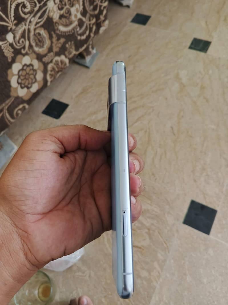 Google Pixel 8 Pro 2