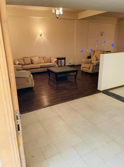CANTT,EXECUTIVE APARTMENT FOR RENT MAIN BOULEVARD GULBERG GARDEN TOWN CANAL ROAD UPPER MALL SHADMAN GOR ZAMAN PARK LAHORE