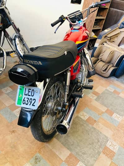 2012 Model Cg 125 Full New Condition Ka Bike Hai Shoqeen Banda bs rabt