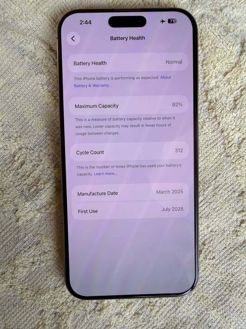 Apple iPhone 16 Pro Max 0