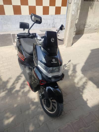 EVEON T11 only 2 month use 212000