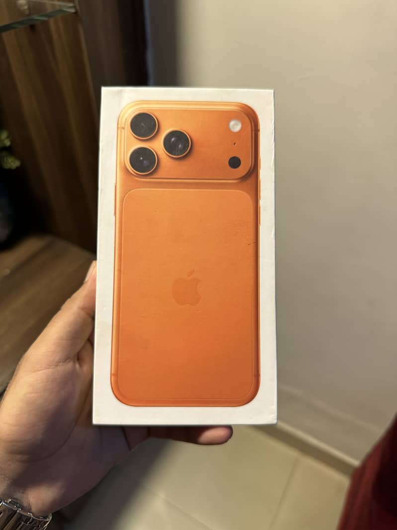 Apple iPhone 17 Pro Max 3
