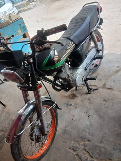 Honda CG 125 2014 Model - Excellent Condition