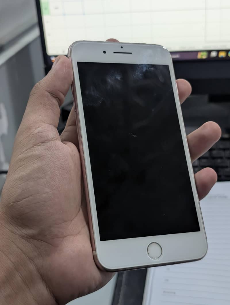 Apple iPhone 7 Plus 2