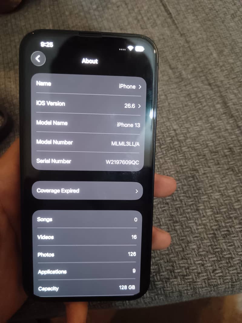 Apple iPhone 13 0