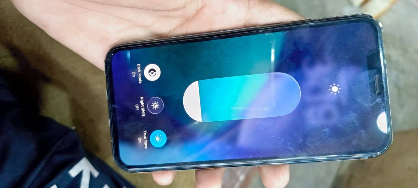 Apple iPhone 11 Pro 2