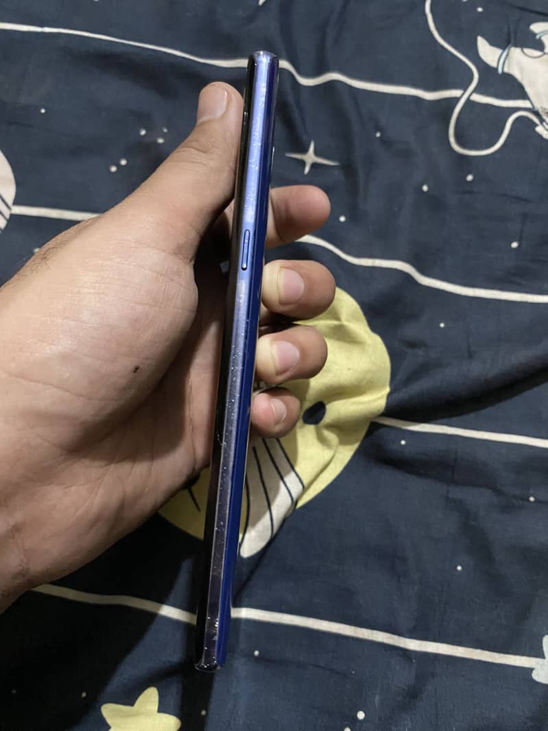 Samsung Mobile Note 8 6