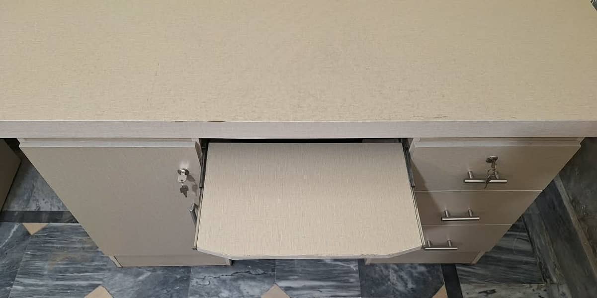 Computer Table Double Box 2.5×5 Ft 6