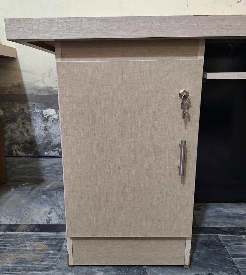 Computer Table Double Box 2.5×5 Ft 8