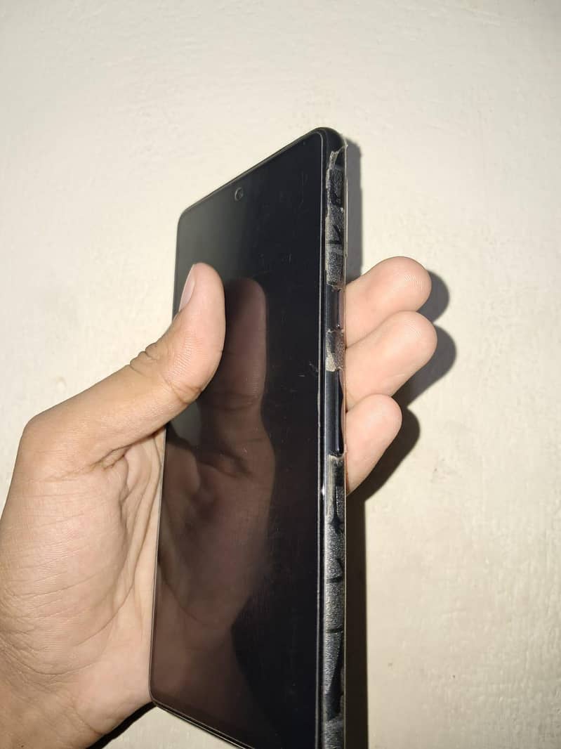 Google Pixel 7 4