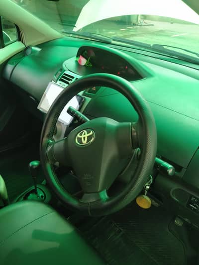 Toyota Vitz 2007