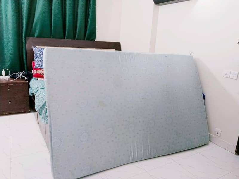 bed Mattress 0