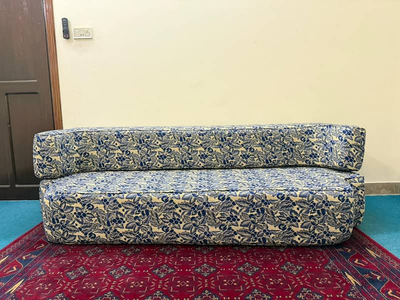 Sofa come bed 0
