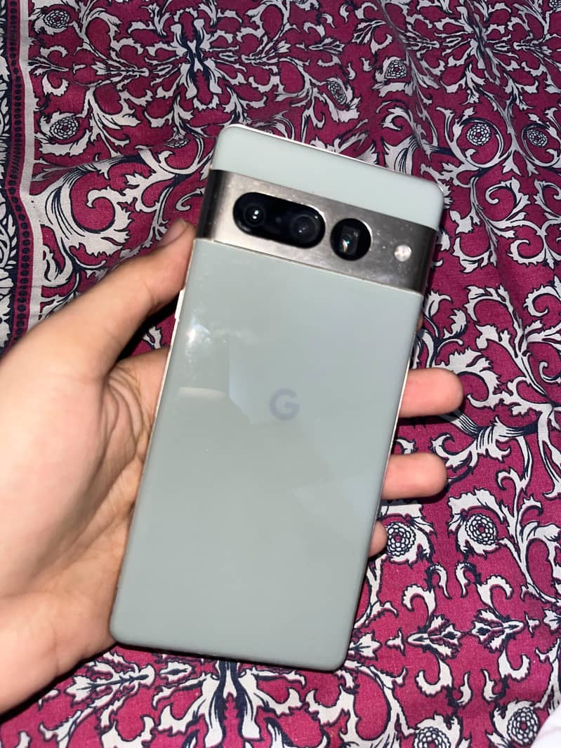 Google Pixel 7 Pro 0