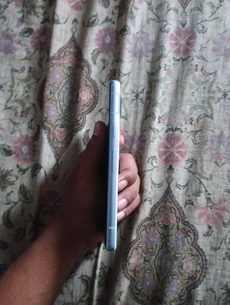 Google Pixel 7a 1