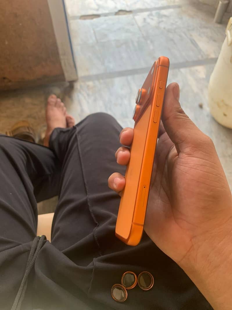 Apple iPhone 17 Pro Max 1