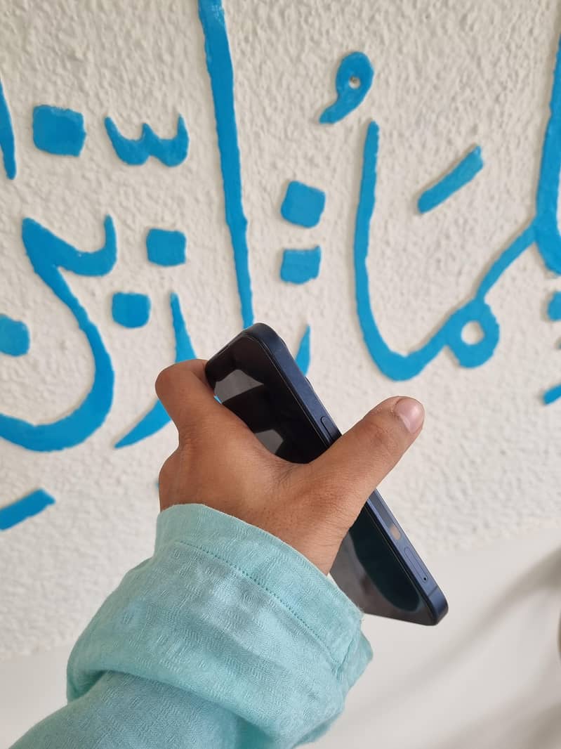 Iphone 15 Pro FU sim working 2