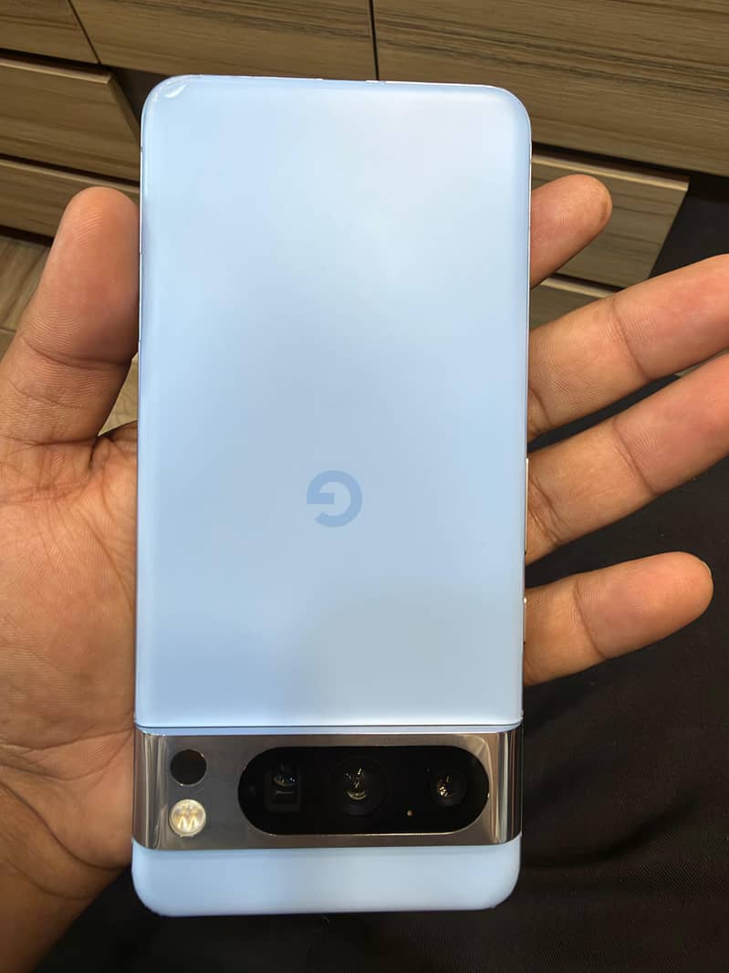 Google Pixel 8 Pro 1