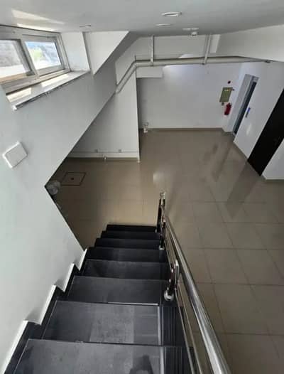 4 MARLA BASEMNET FOR RENT IN DHA PHASE 4 ON TOP LOCATION
