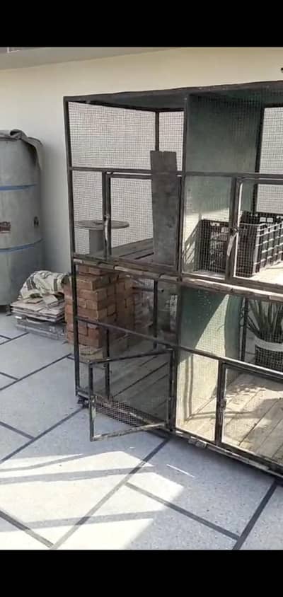 Double portion Cage for sale