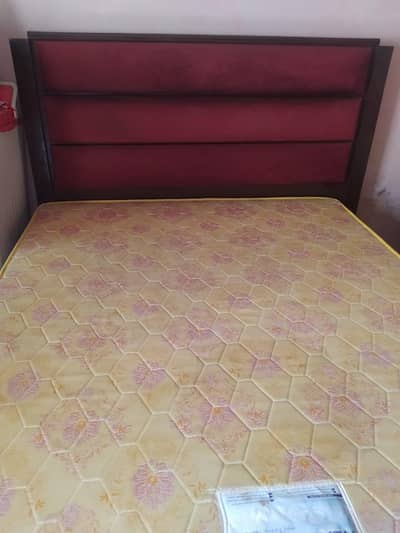 bed With Metrus