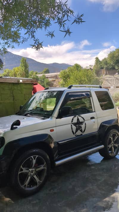 Mitsubishi Pajero Mini 1998