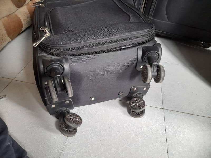 Suite Cases 6