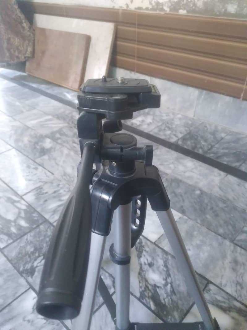 3366 tripod 2