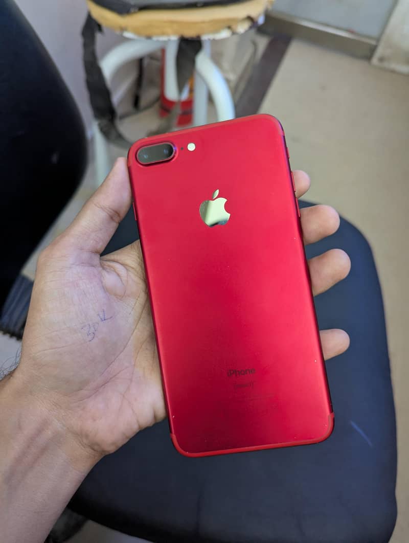 Apple iPhone 7 Plus 1