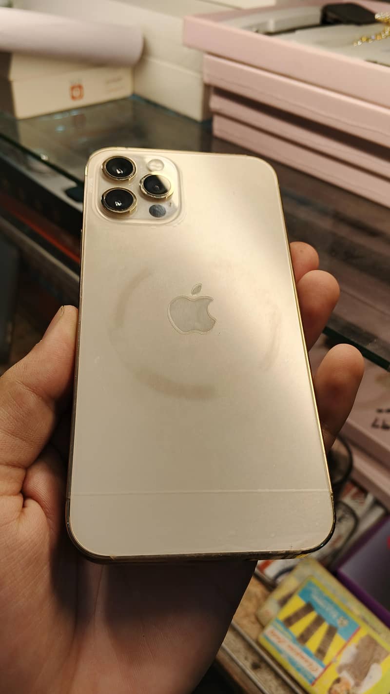 Apple iPhone 12 Pro 1