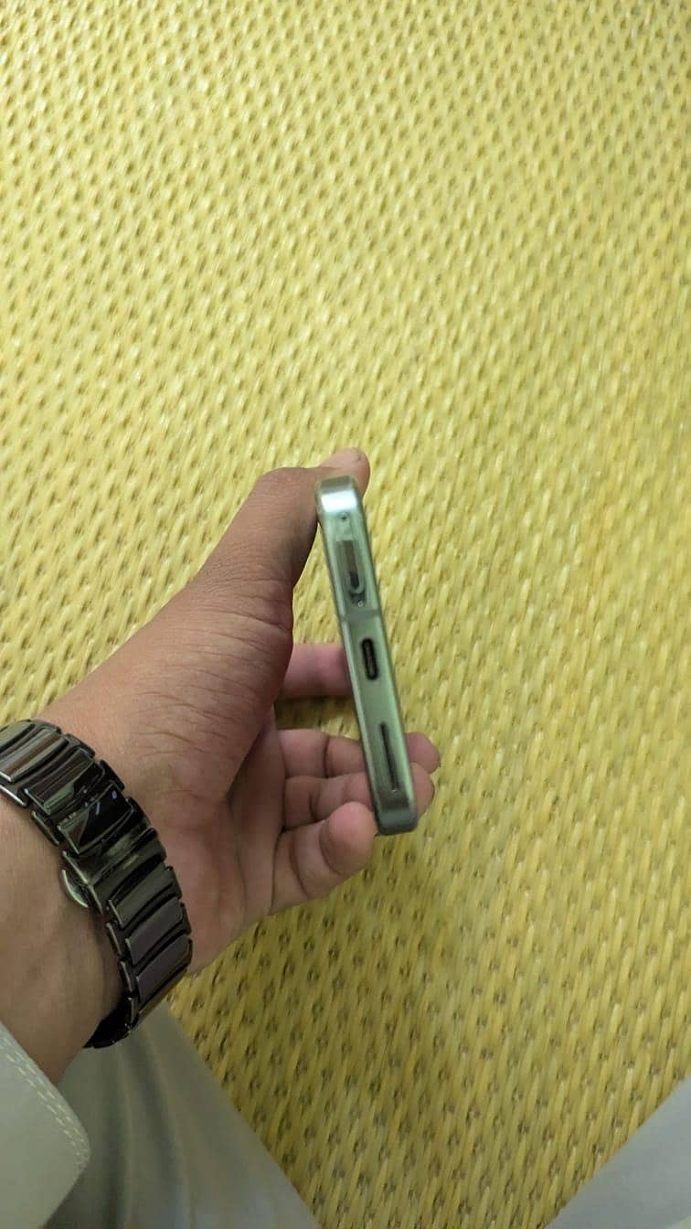 Google Pixel 9 Pro 4