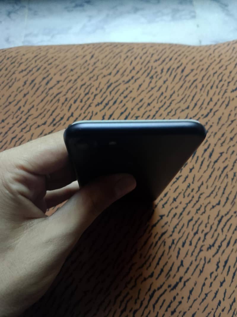 Apple iPhone 7 Plus 3